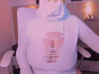 Adult Video Chat with cloe-adams - Camsoda