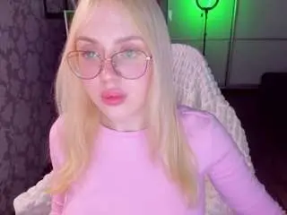 Best live sex cam show with elinocean - Camsoda