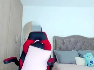 Adult Video Chat with miaadamsxxx - Camsoda