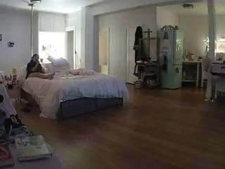 Live Sex Cam with voyeurcam-celticiron-02 - Camsoda