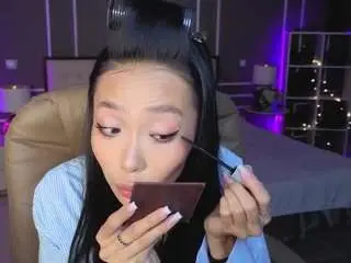 Watch Live Sex Cams with miurra - Camsoda