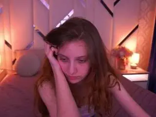 Live Porn with cuteefoxy - Camsoda