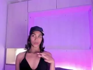 Nude Webcam with anaihcollins - Camsoda