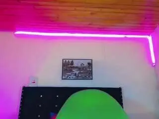 Watch Live Sex Cams with rossi-gil - Camsoda