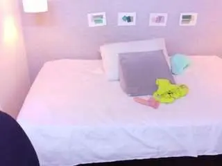Sex Cam with hugeass-destroyer - Camsoda