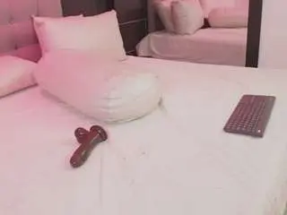 Free Porn Cam with bellat-slatin - Camsoda