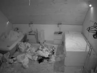Adult Webcam with voyeurcam-julmodels-whitebed-3 - Camsoda