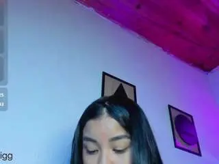 Nude Webcam with harmony-big-breasts - Camsoda