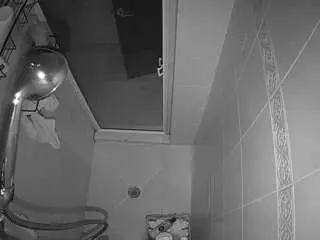 Free Porn Cam with voyeurcam-baileybase-shower - Camsoda