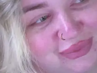 Free Live Porn with zarareign - Camsoda