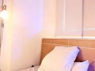 Live Sex with mia-daniels - Camsoda