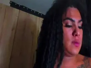 Nude Webcam with robertagutierrez - Camsoda
