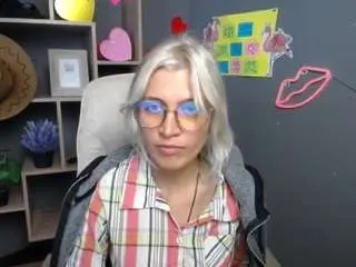 Live Sex Cam with rubydavis - Camsoda