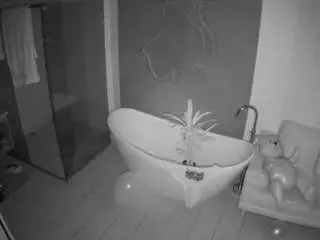 Sex Cam with voyeurcam-casa-salsa-bathroom-5 - Camsoda