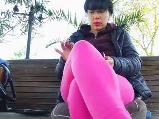 Best live sex cam show with mellysquirtybiglabia - Camsoda