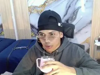 Sex Cam with davidbuckx - Camsoda
