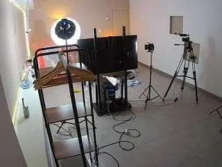 Free Live Porn with voyeurcam-jb-room-1 - Camsoda