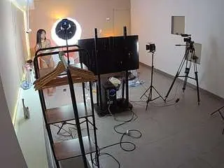 Watch Live Sex Cams with voyeurcam-jb-room-1 - Camsoda