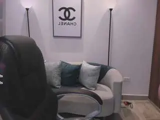 Adult Webcams with nana-snow - Camsoda