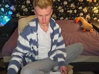 Best live sex cam show with blondboylive - Camsoda