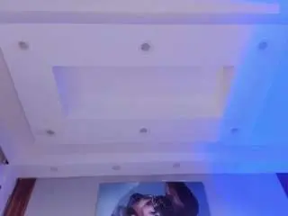 Adult Webcam with alisoncruz - Camsoda