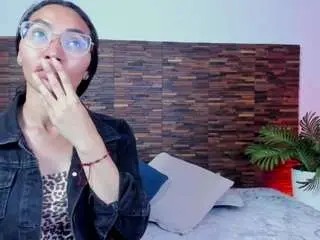 Private Sex Chat with lucyyliiu - Camsoda