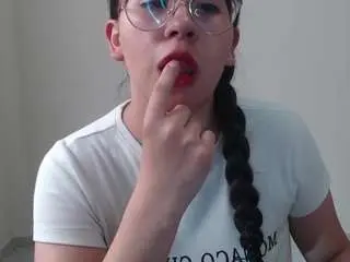 Free Porn Cam with megan-hot-v - Camsoda