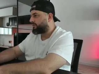 Free Porn Cam with dravenpeak - Camsoda