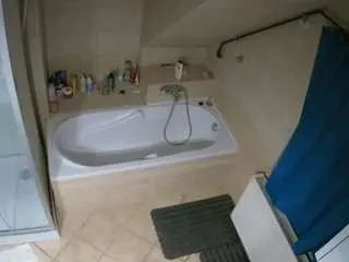 Live Sex with voyeurcam-julmodels-bath-2nd-1 - Camsoda