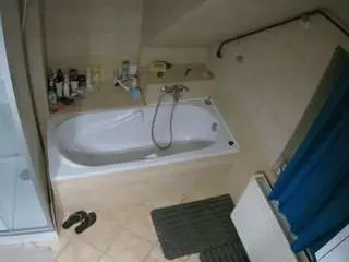 Adult Video Chat with voyeurcam-julmodels-bath-2nd-1 - Camsoda