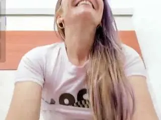 Watch Live Sex Cams with maddy-cartter - Camsoda