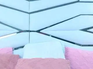 Watch Live Sex Cams with yesyhills - Camsoda
