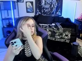 Best Webcam with lunalovelyy - Camsoda