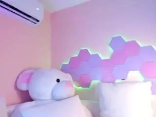 Best live sex cam show with megan-charles - Camsoda