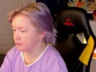 Nude Webcam with sara-moor - Camsoda