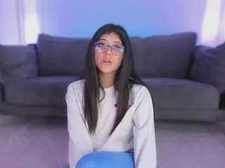 Sex Chat with corinne-benson - Camsoda