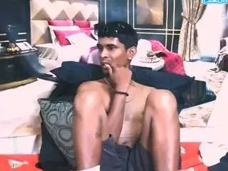 Free Live Porn with indianthuggin - Camsoda