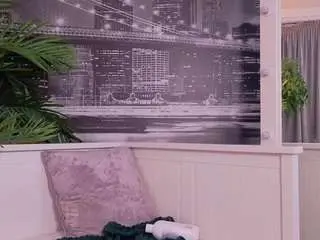 Sex Cam with milkyjulyg - Camsoda
