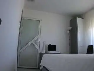 Sex Chat with voyeurcam-charmhellen-kitchen - Camsoda