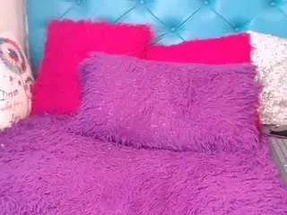 Private Sex Chat with sarawiills - Camsoda