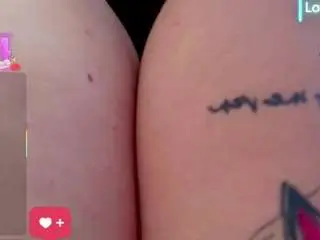 Live Sex Cam with candy-gabyss - Camsoda