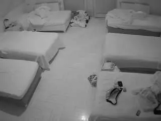 Adult Webcam with voyeurcam-julmodels-bed-6 - Camsoda