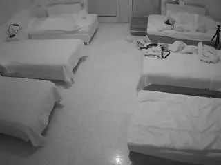 Best Webcam with voyeurcam-julmodels-bed-6 - Camsoda