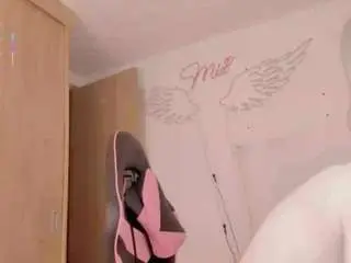 Private Sex Chat with mia-isabellax - Camsoda