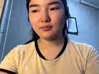 Live Sex Cam with almaschmaltz - Camsoda