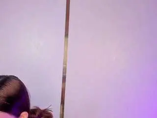 Live Sex with emmihops - Camsoda