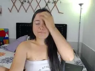 Live Sex Cam with naughtygirlmmm - Camsoda
