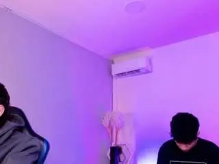 Best live sex cam show with dan-bull90 - Camsoda