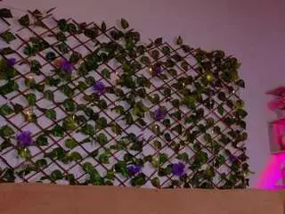 Live Sex Cam with tammyandrade - Camsoda