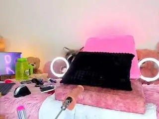 Watch Live Sex Cams with tannerloyd22 - Camsoda